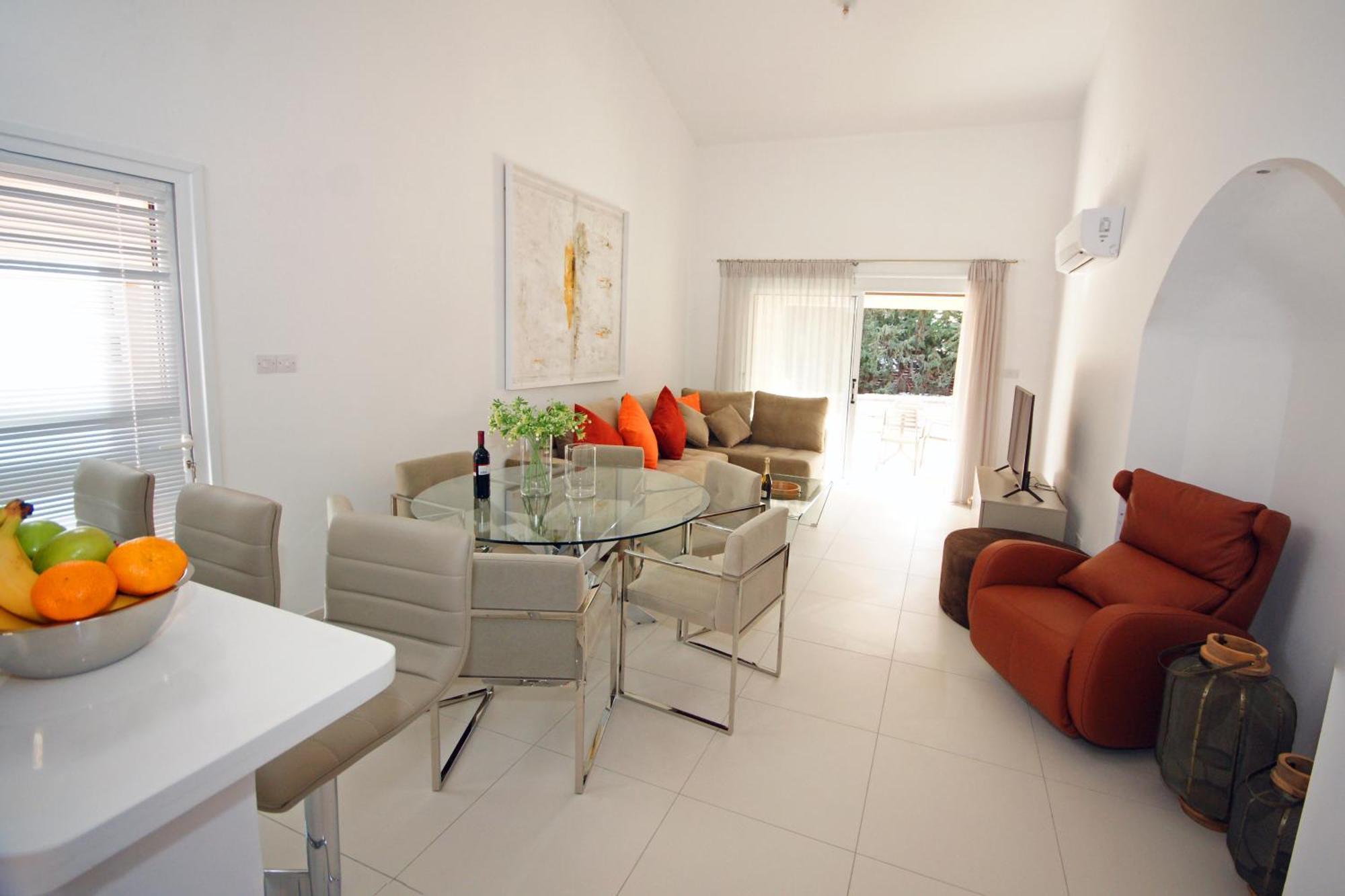 Resitour - Aphrodite Gardens Paphos ภายนอก รูปภาพ