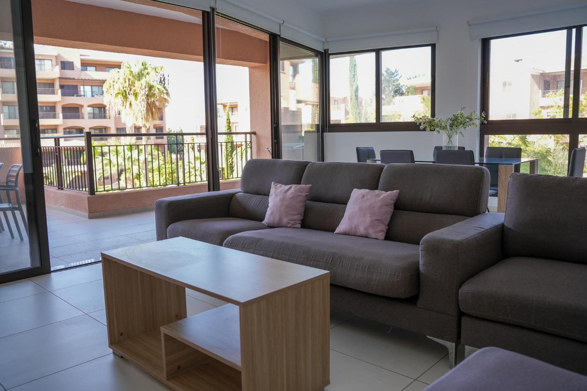 Resitour - Aphrodite Gardens Paphos ภายนอก รูปภาพ